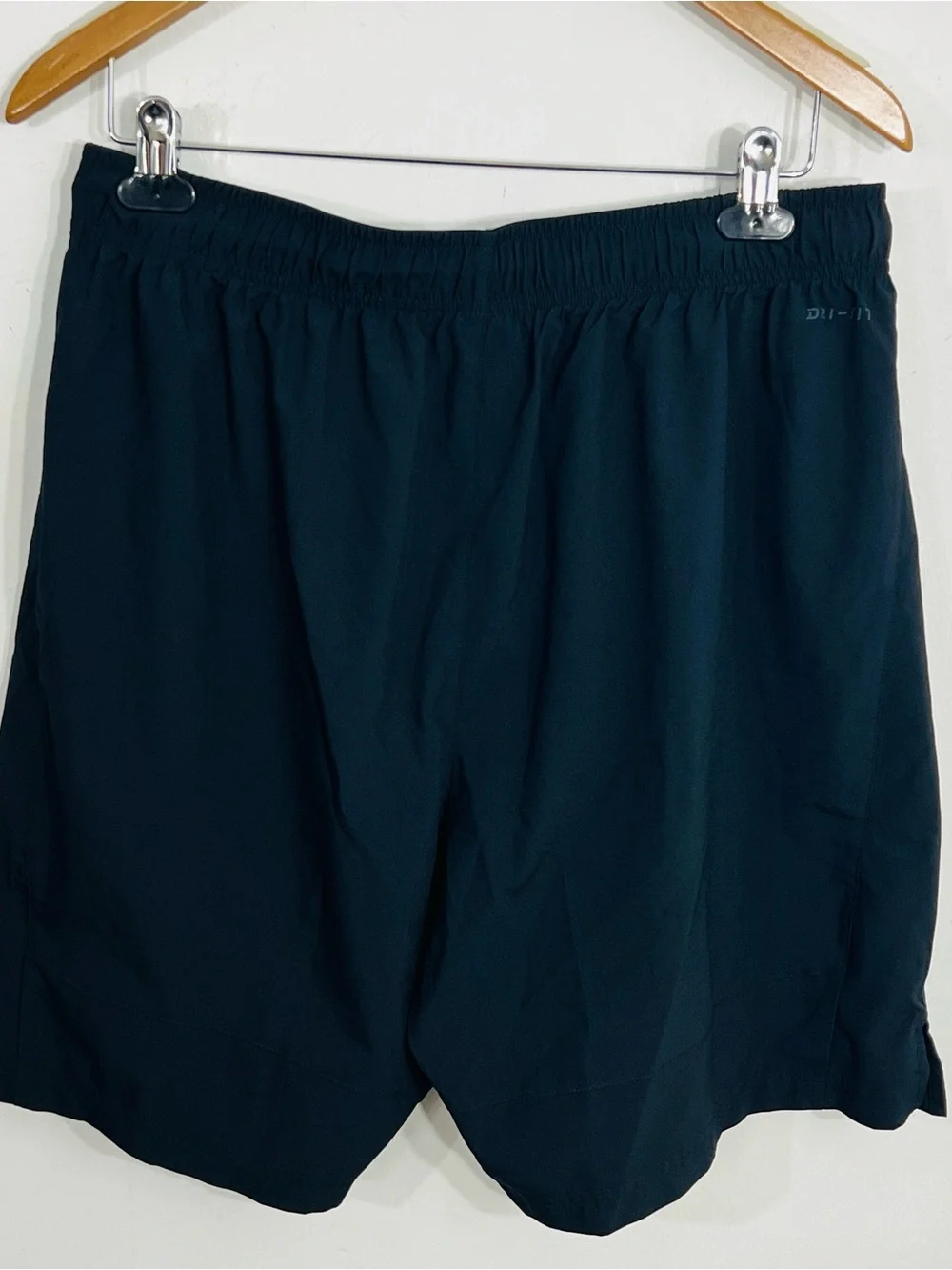 Nike Men's Dri-Fit Black Light Weight Elastic Waist Band Sz XL 2 Pockets Summer